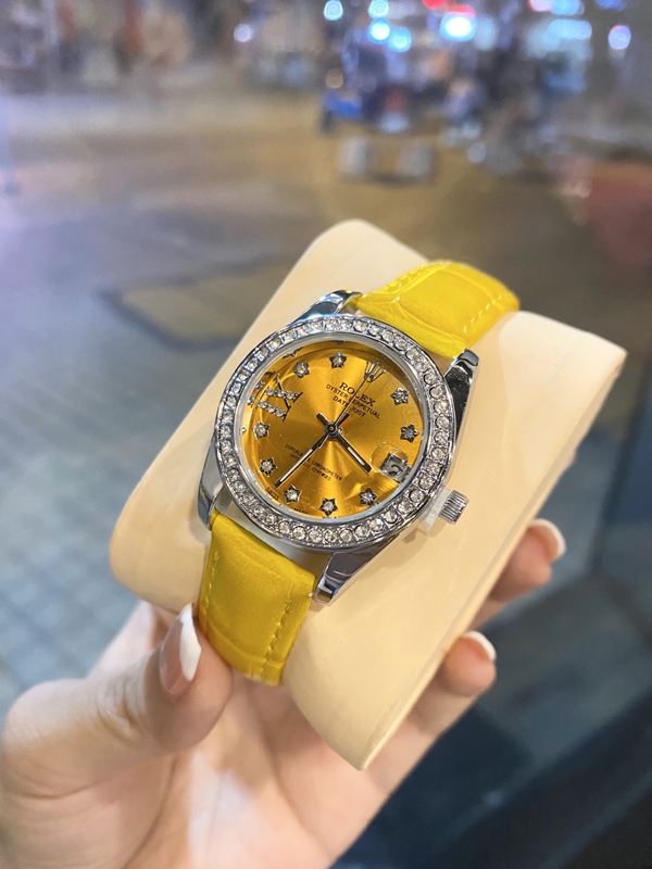 ブランド時計側面デザイン